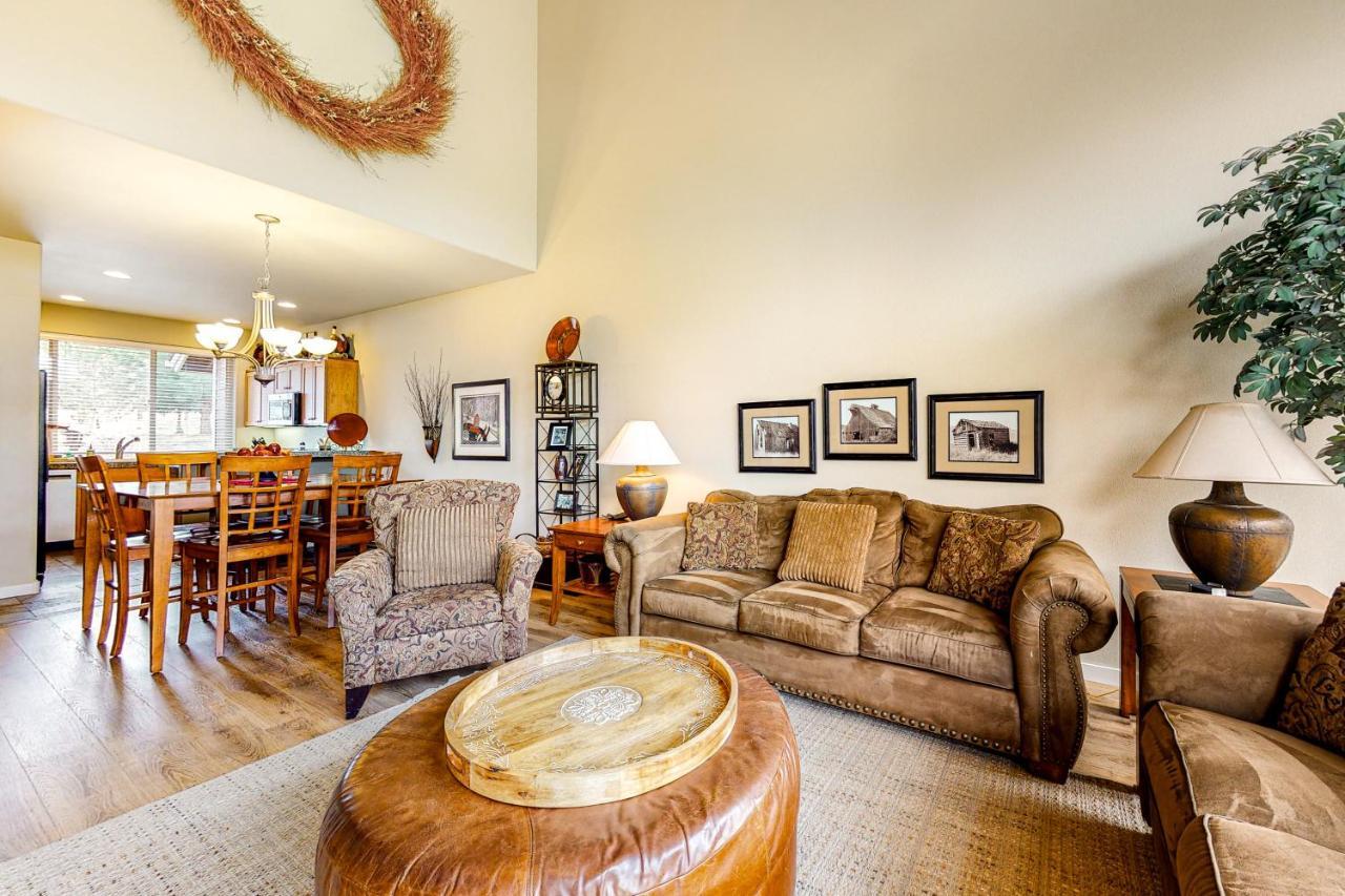 Village Loop View Redmond Exterior foto