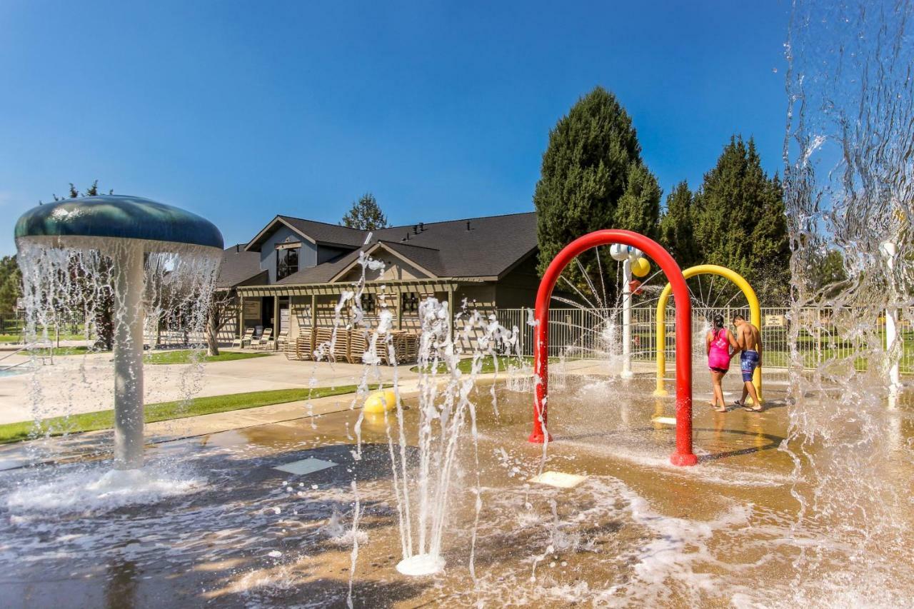 Village Loop View Redmond Exterior foto